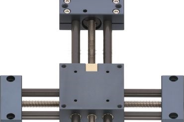 XY-table with drylin® SHT lead screw drive