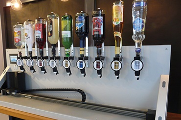 Automatic cocktail mixing machine